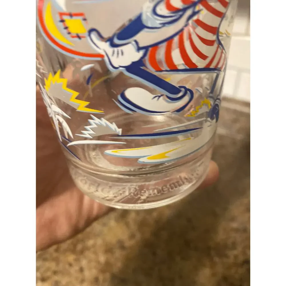 Disney Walt World McDonald's glass cup - 25th Anniversary - Remember the Magic